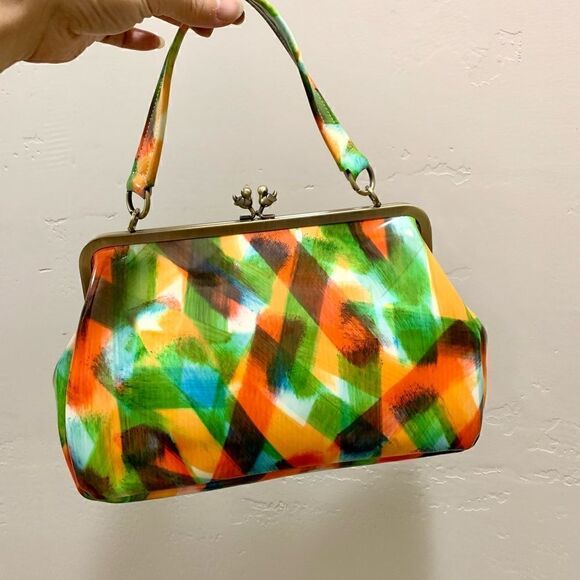 Handmade Genuine Leather Abstract Print “Birds” Kisslock Wristlet/Crossbody - Picture 6 of 17